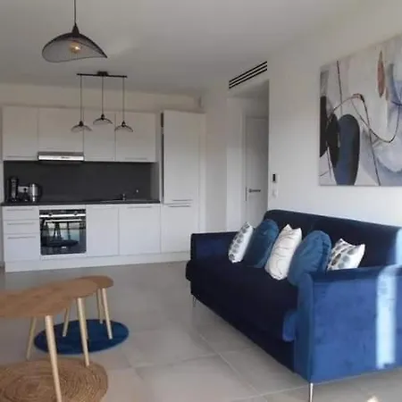 Appartement Neuf 4 Couchages A 350M De La Plage !